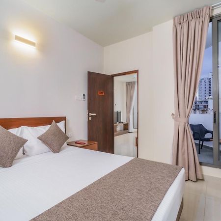 Marine Suites Colombo Exterior photo