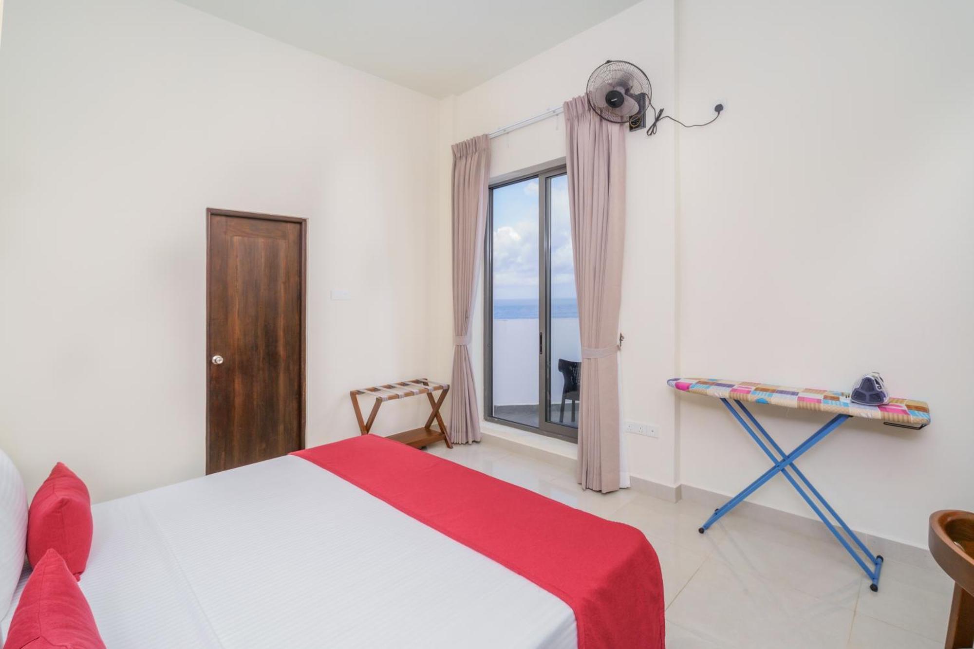 Marine Suites Colombo Exterior photo