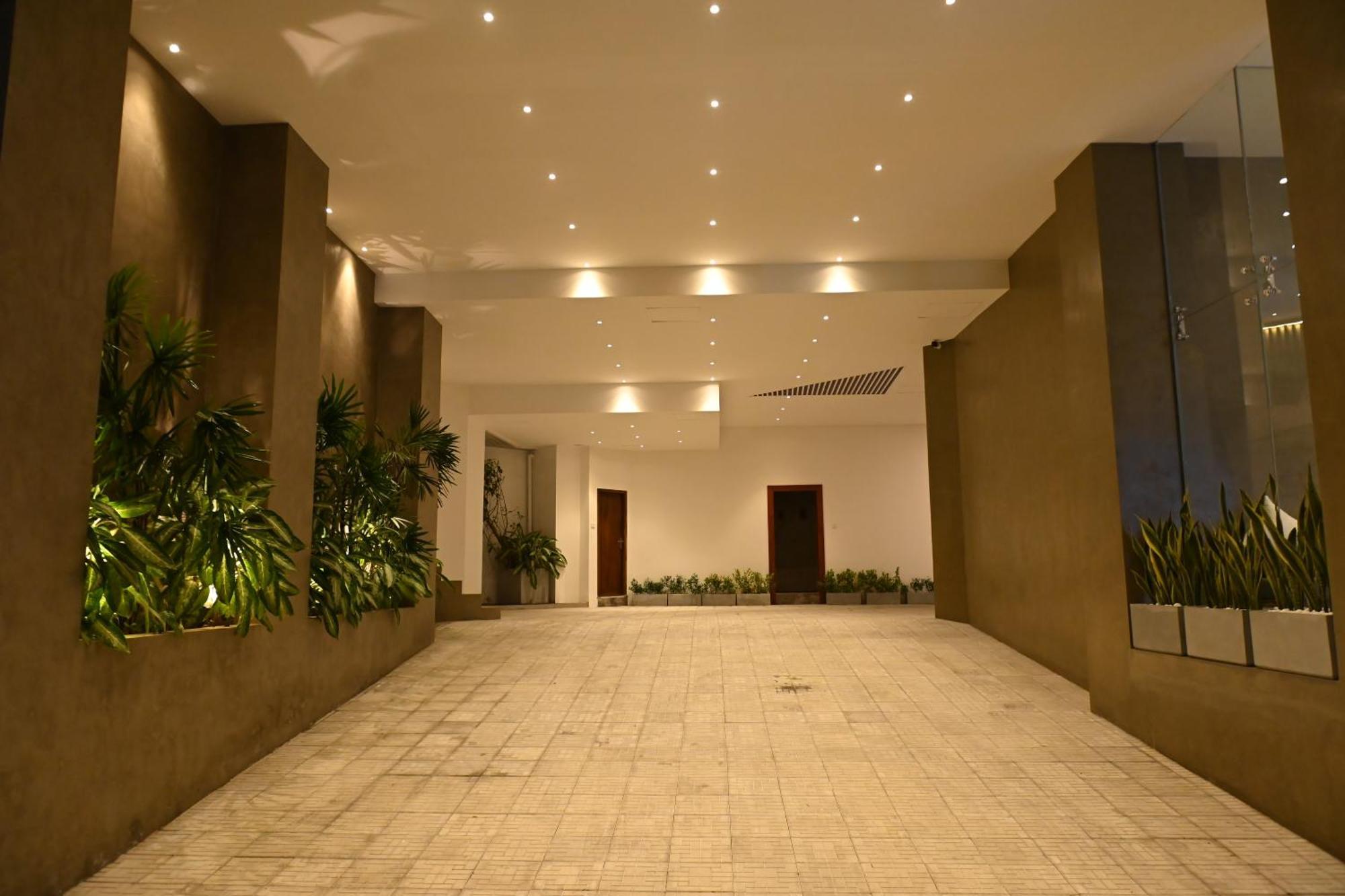 Marine Suites Colombo Exterior photo